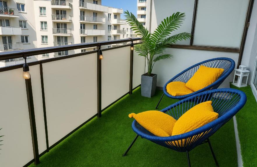 Miodowy Apartament Z Balkonem, Hustawka, Garazem I Faktura Rzeszów Exterior foto